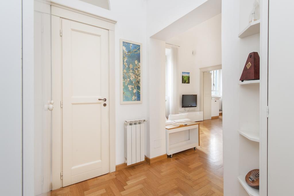 Apartment Casa Maya Rome